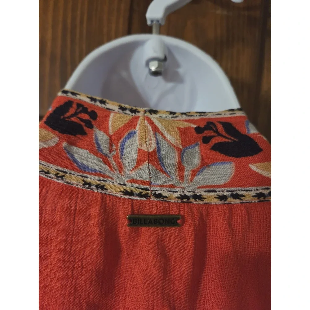 Billabong vibrant orange